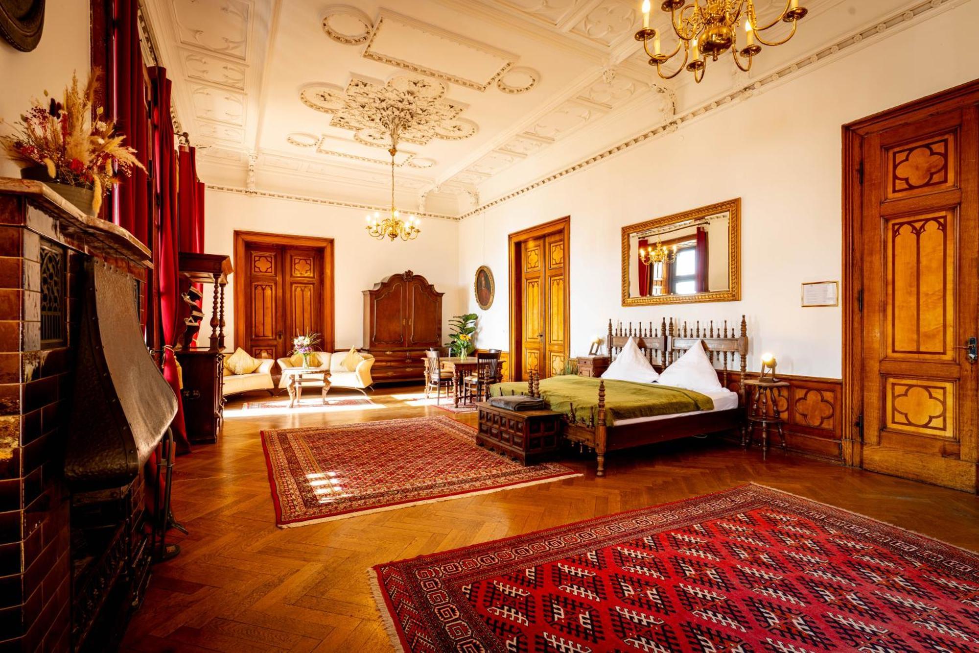 Schloss Arenfels Бад-Хённинген Экстерьер фото